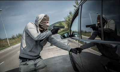 Dupla rouba veículo em Formosa (GO) e acaba presa em rápida ação da PM