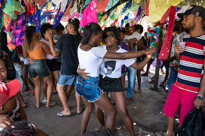 Quilombolas de 39 comunidades se mudam por uma semana para vila feita só para romaria de Nossa Senhora da Abadia, em Cavalcante (GO)