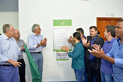 “Governo para quebrar desigualdades”, destaca Caiado na entrega do Vapt Vupt de Campos Belos