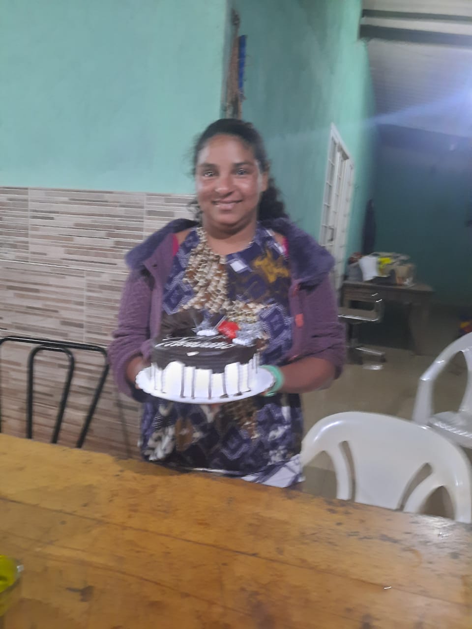 Mãe de dois filhos e com sintomas de síndrome do pânico, Rose Araújo está desaparecida há mais de 15 dias