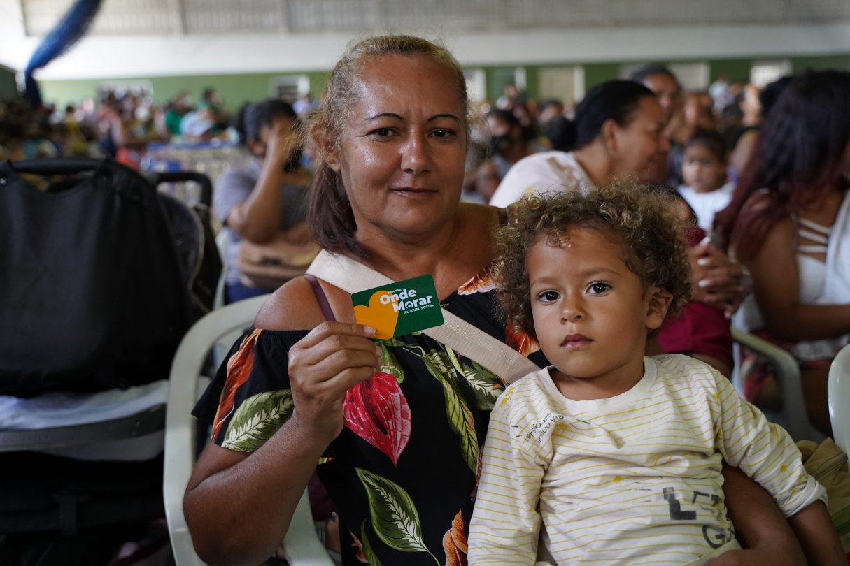 Cidades do Nordeste recebem cartões do Aluguel Social