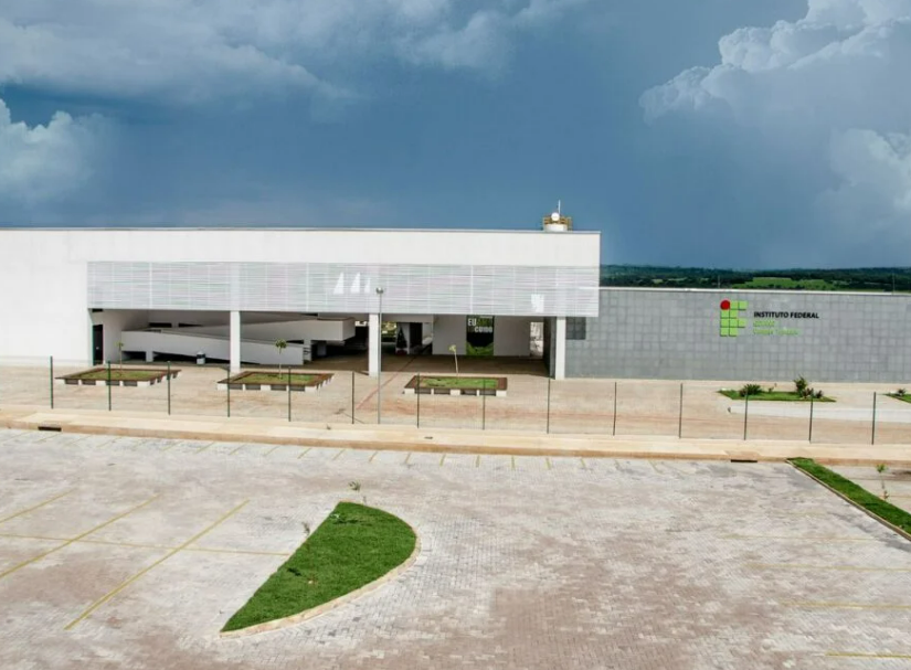 IF Goiano lança edital de concurso público com 22 vagas e salários de até R$ 4,5 mil