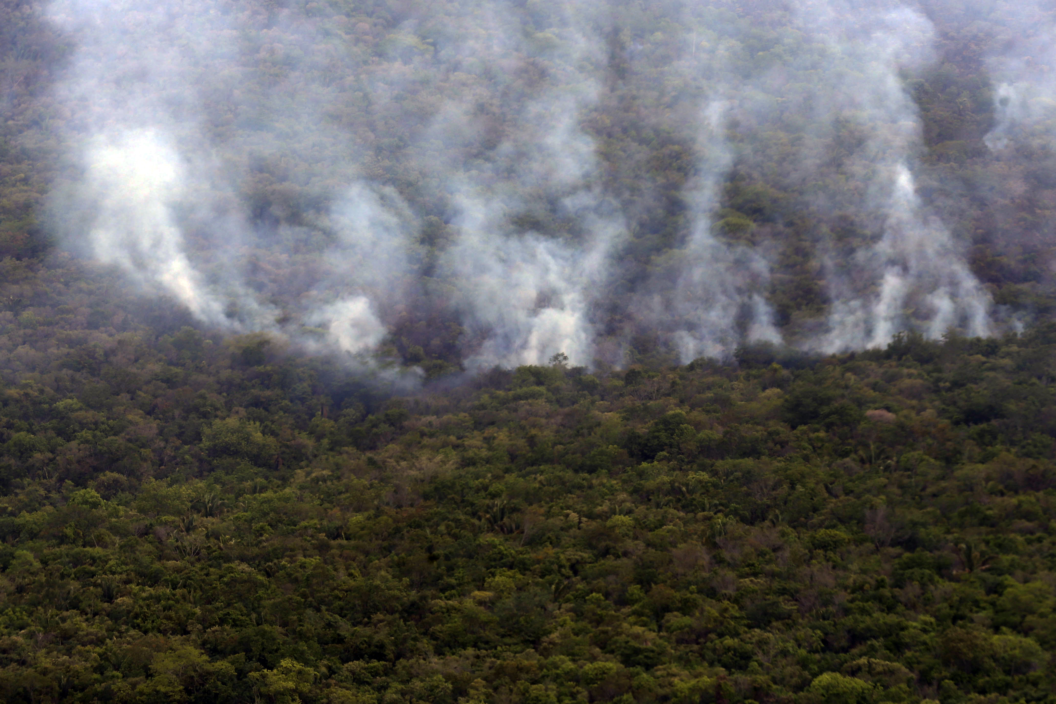 Centenas focos de incêndio atacam a Chapada dos Veadeiros