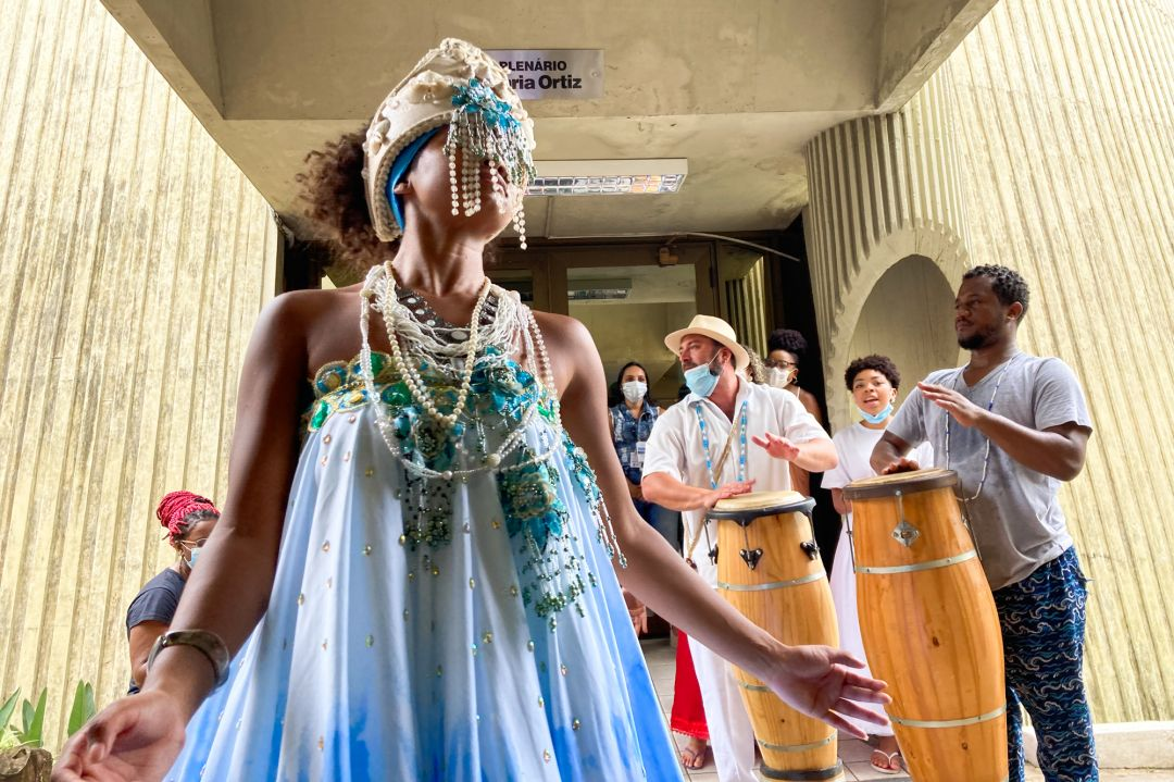 Emissora de rádio de Formosa (GO) é condenada a pagar R$ 100 mil cada por discurso de ódio