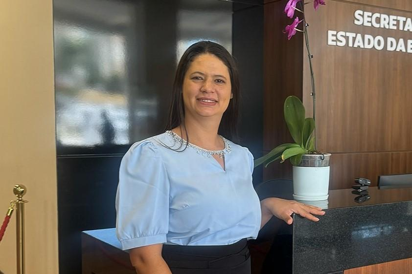 Prefeita de Buritinópolis é agredida na porta de casa após suspeito ameaçar marido, diz polícia