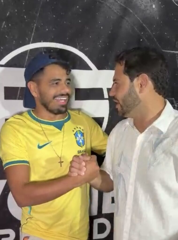 Festa dos Caretas reúne público e tem bastidores marcados por descontração