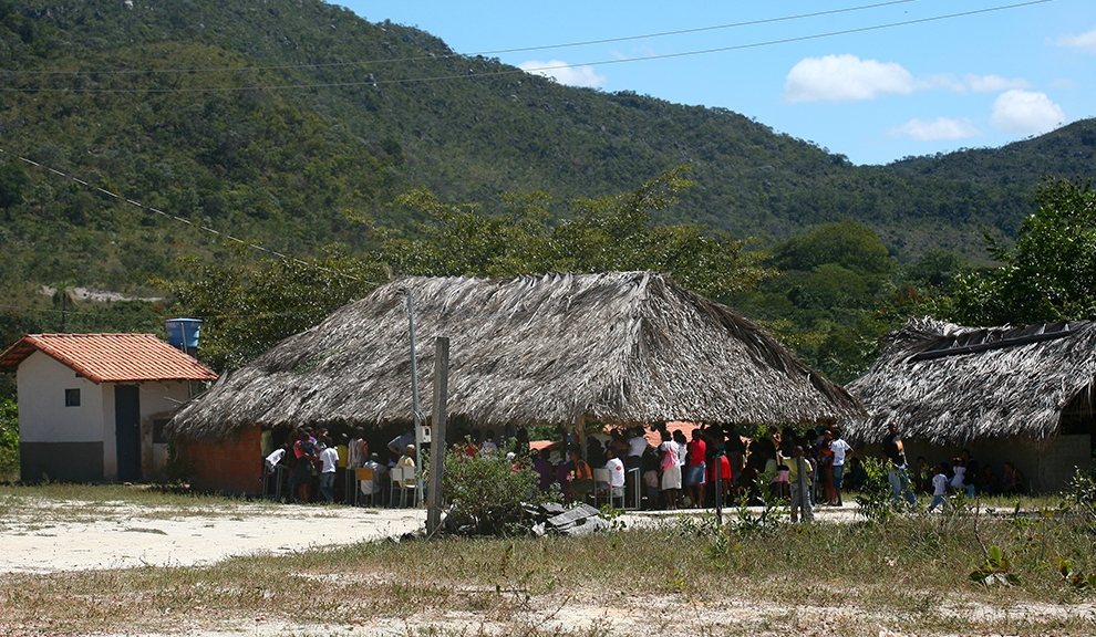 Projeto criado em Cavalcante (GO) usa cartilha e teatro para combater violência sexual contra crianças e adolescentes